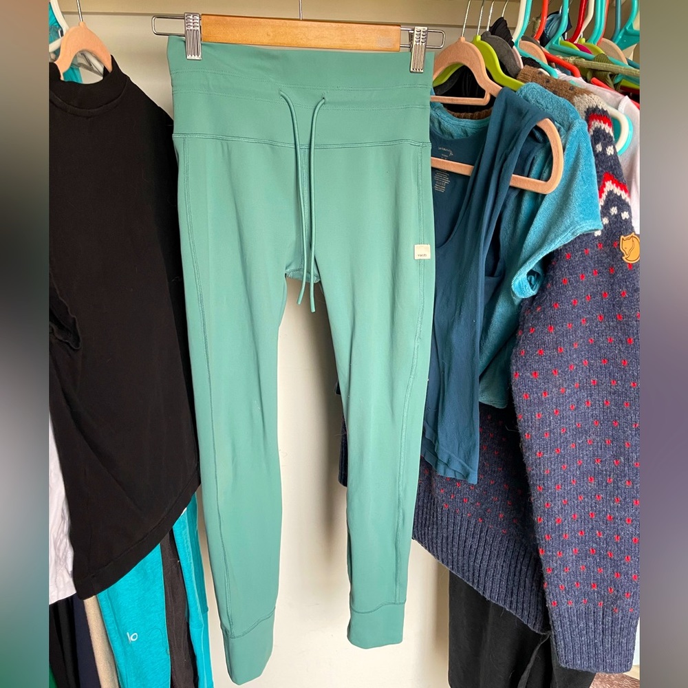 Vuori daily practice leggings